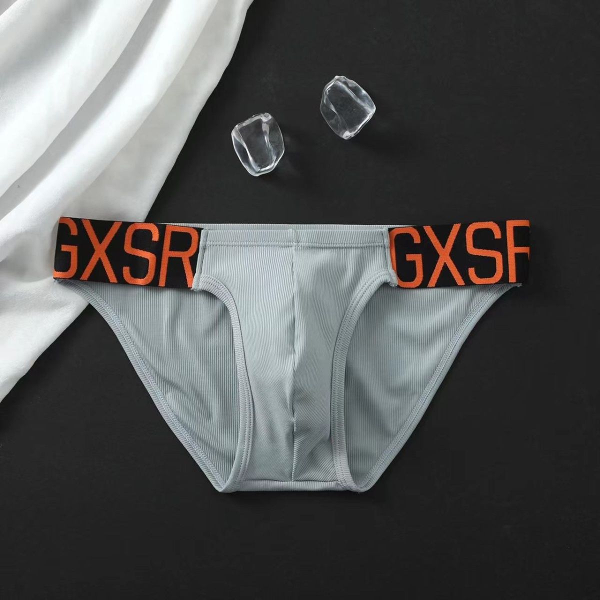 【不再鬆鬆垮垮】個性印花腰帶~不捲邊/不夾腿!新款冰絲高叉提臀男士三角內褲