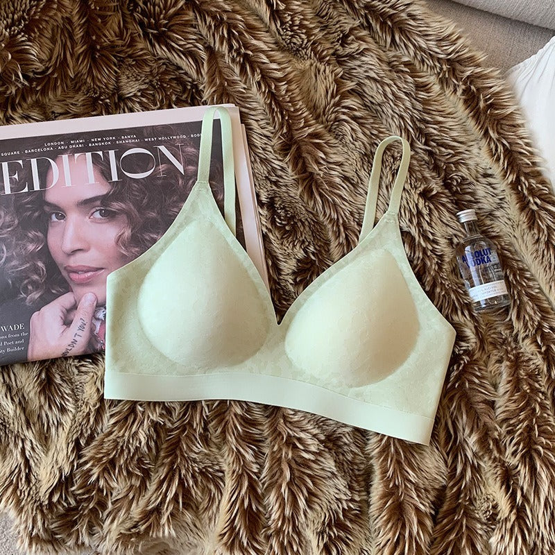 【超能藏副乳!】一體裁剪,更舒服~新款豹紋系列聚攏不跑杯無鋼圈內衣