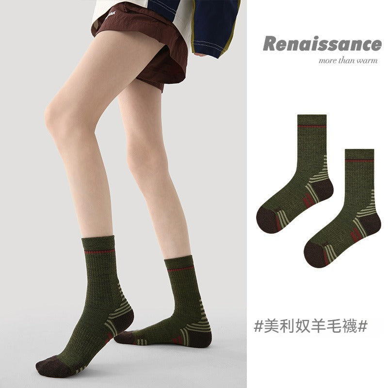 【優質美利奴羊毛】冬天擺脫腳冷煩惱！徒步/登山必備~新款吸濕排汗防滑毛圈中筒襪