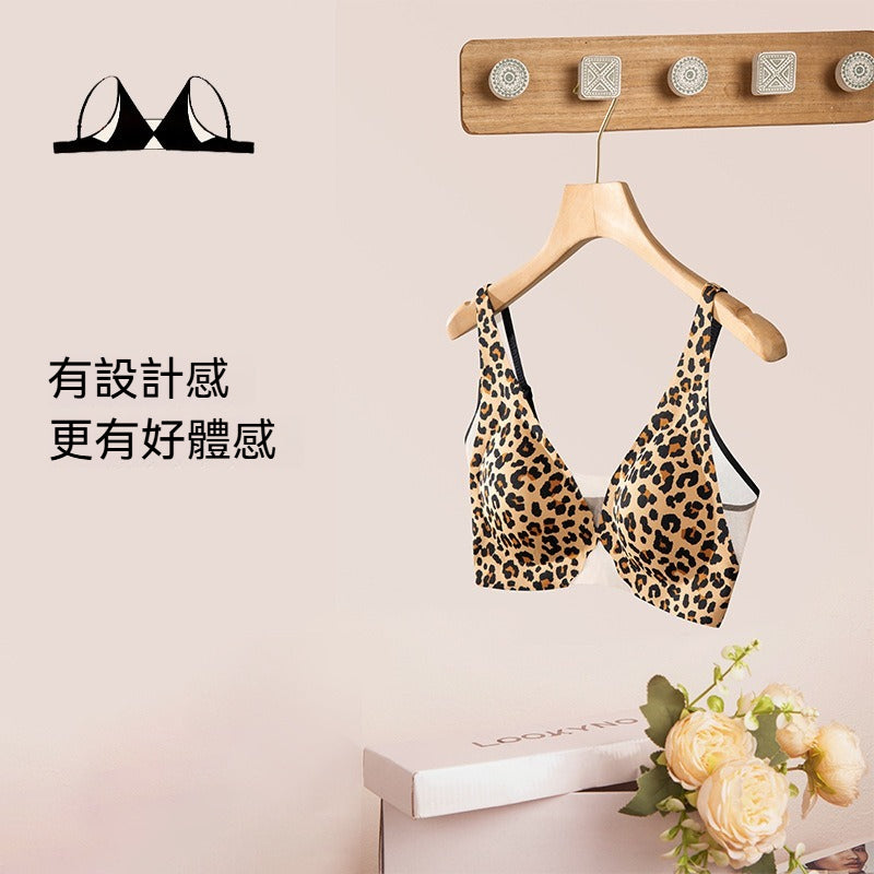 【一眼心動！】4處隱形網紗，讓聚攏也可以很舒適~新款薄透網紗拼接簡約深V無鋼圈內衣