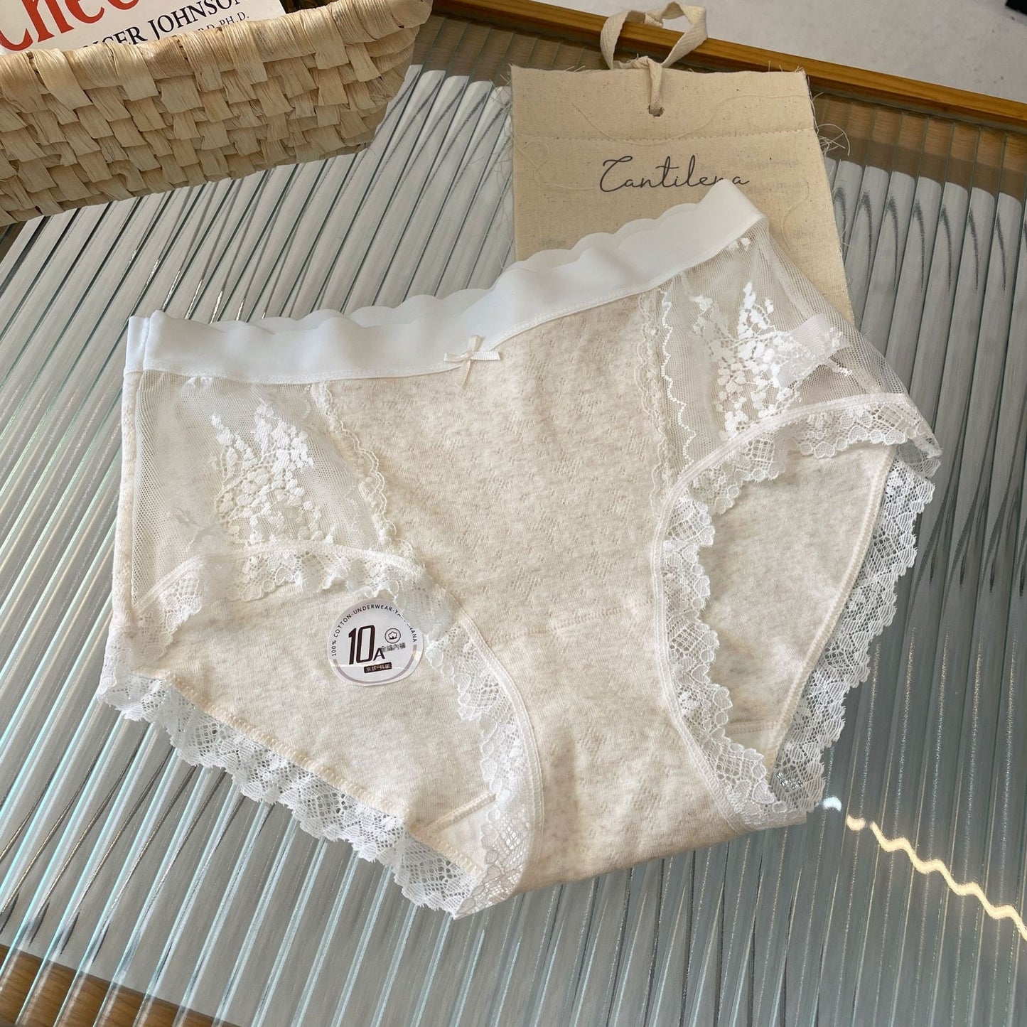 【奶油肌般的觸感】透氣軟糯長絨棉，純欲蕾絲中腰網紗無痕甜美女士三角内褲